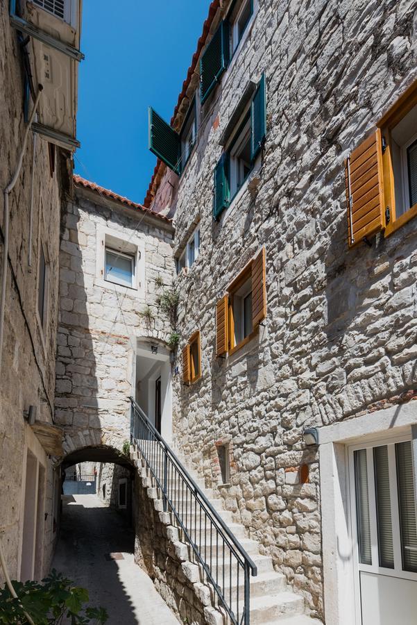 Sugar Suite, Self Check In!! Split Exterior foto